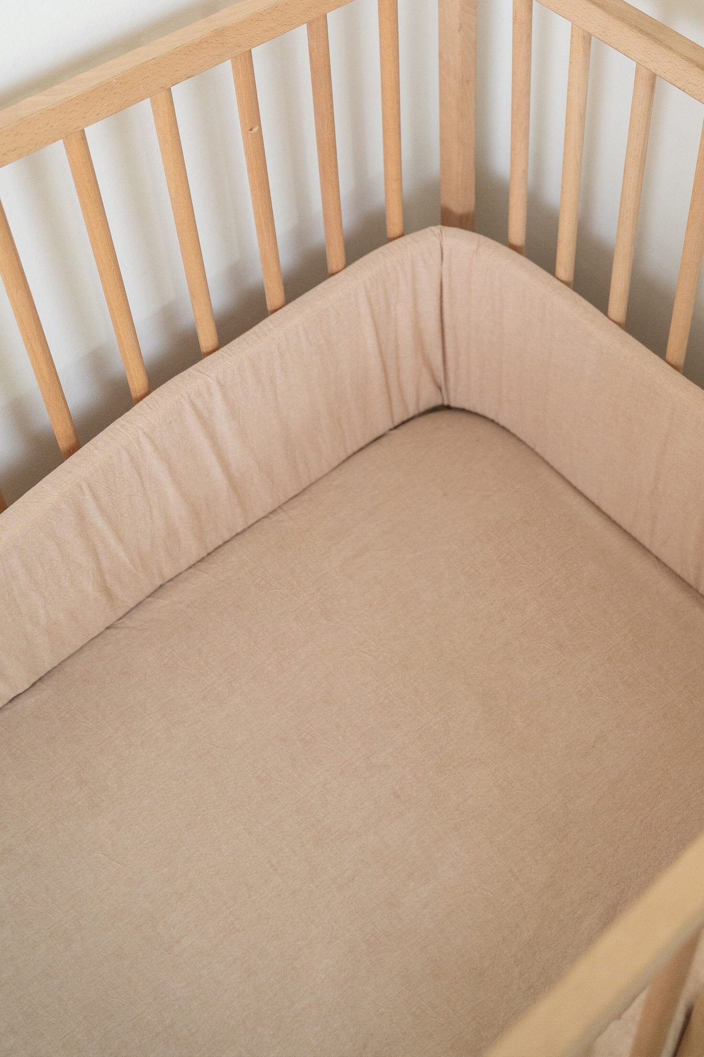 Beige Washed Cot Bumper Cover